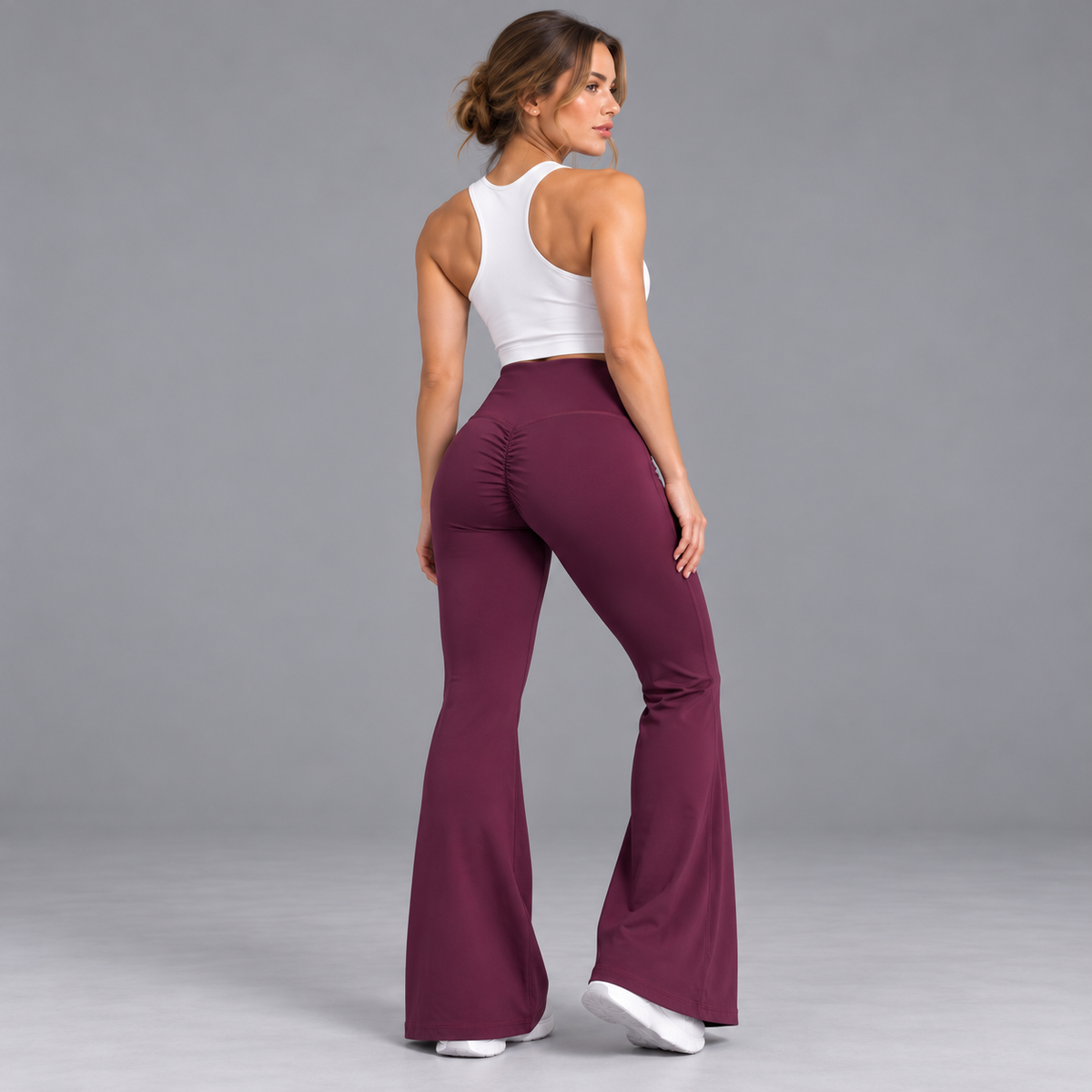 High-waisted wide-leg capri sports pants