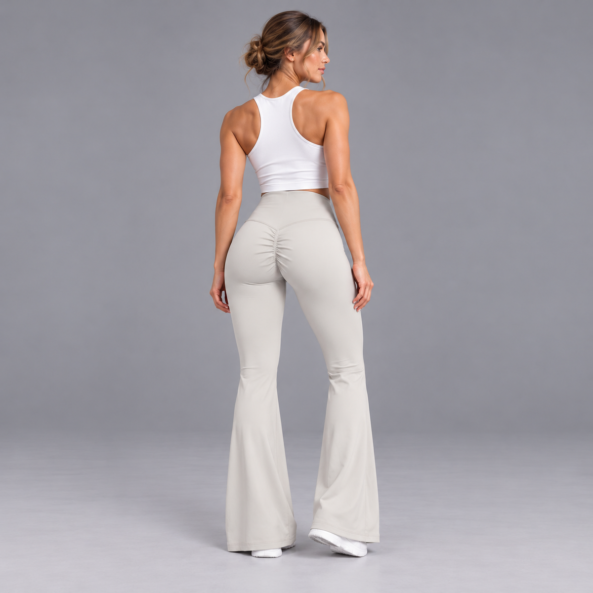 High-waisted wide-leg capri sports pants